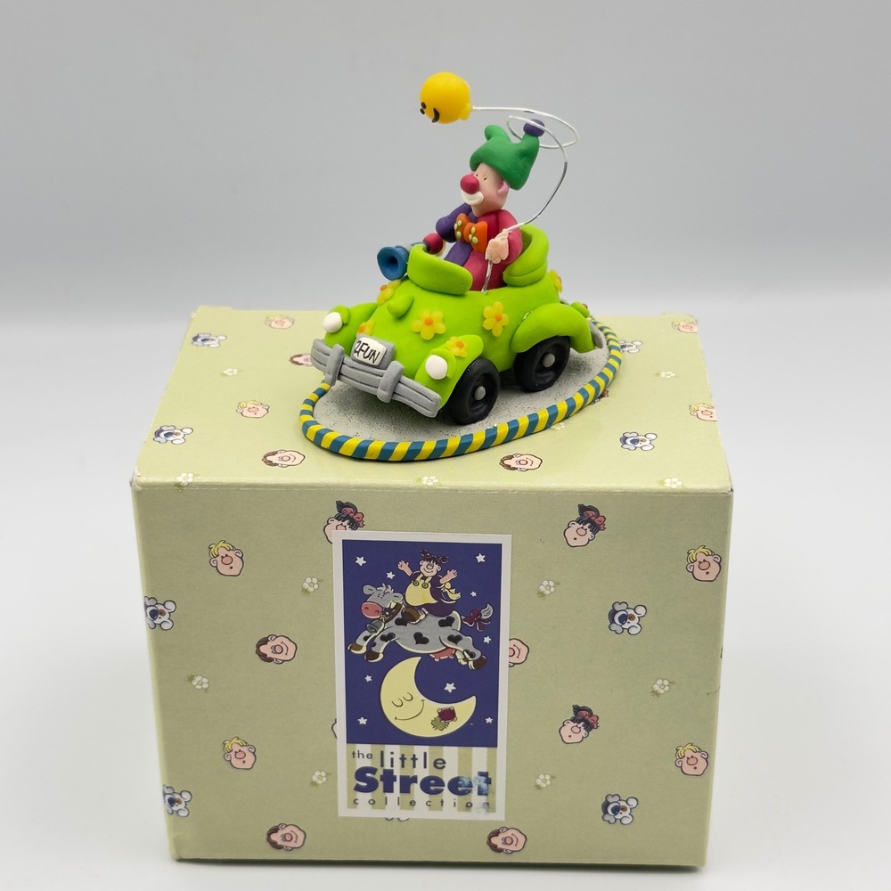2000‎ Coyne's & Company Little Street Elayne Watrus 2 Fun Clown Figurine EW1912